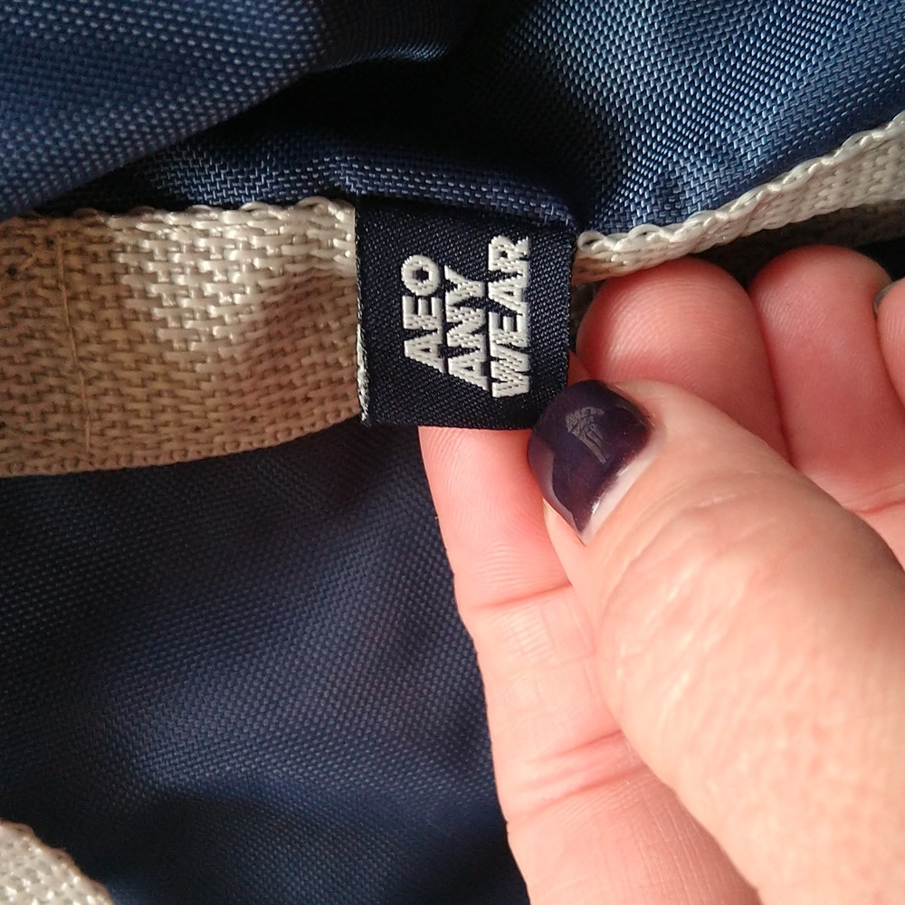 American Eagle nylon duffle bag. NWT! - Picture 3 of 5